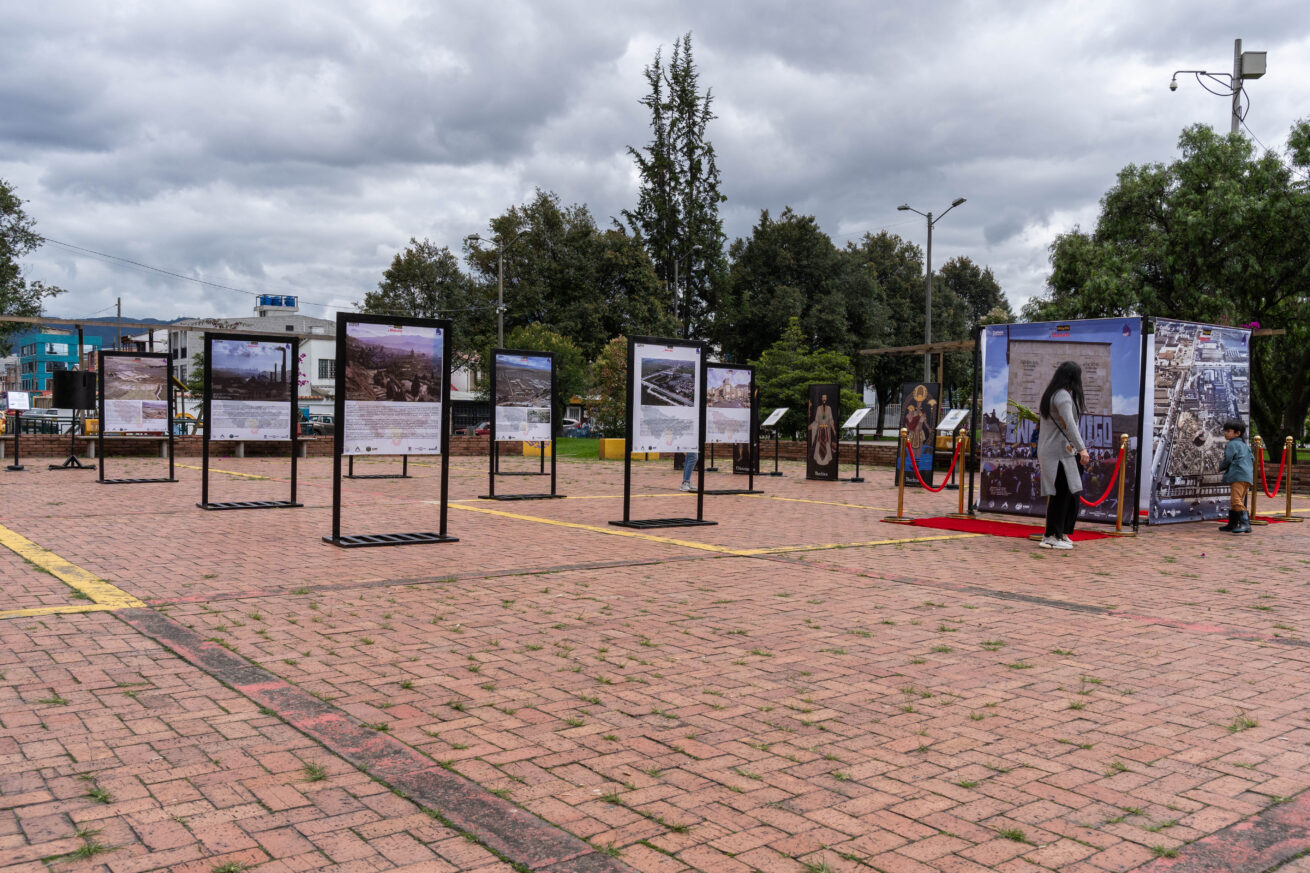 6_Exposicion_4_Parque_Aloha_Atravesados