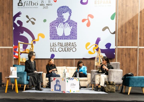 FILBo Escritoras ocultas en escenario