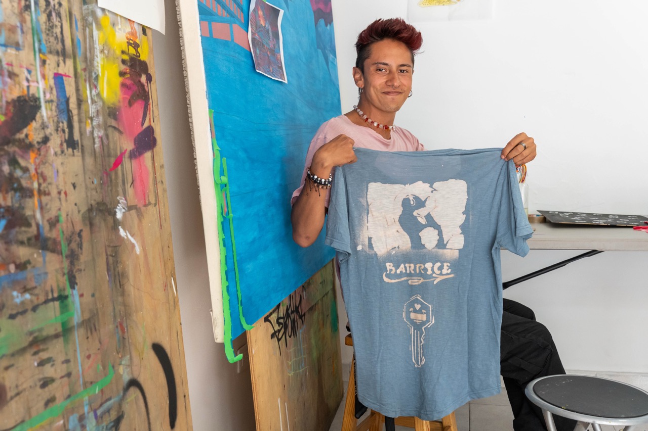 Taller en apropiación cultural de carteles: Vistiendo el barrio