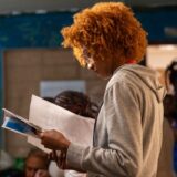 Taller gráfico y corporal de contramemoria. Título del taller: "Interviniendo el Silencio: Memoria y Pelo Afro"